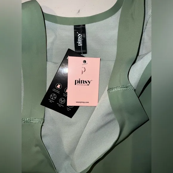 💚 NWT! Pinsy Hourglass Cheeky Shapewear