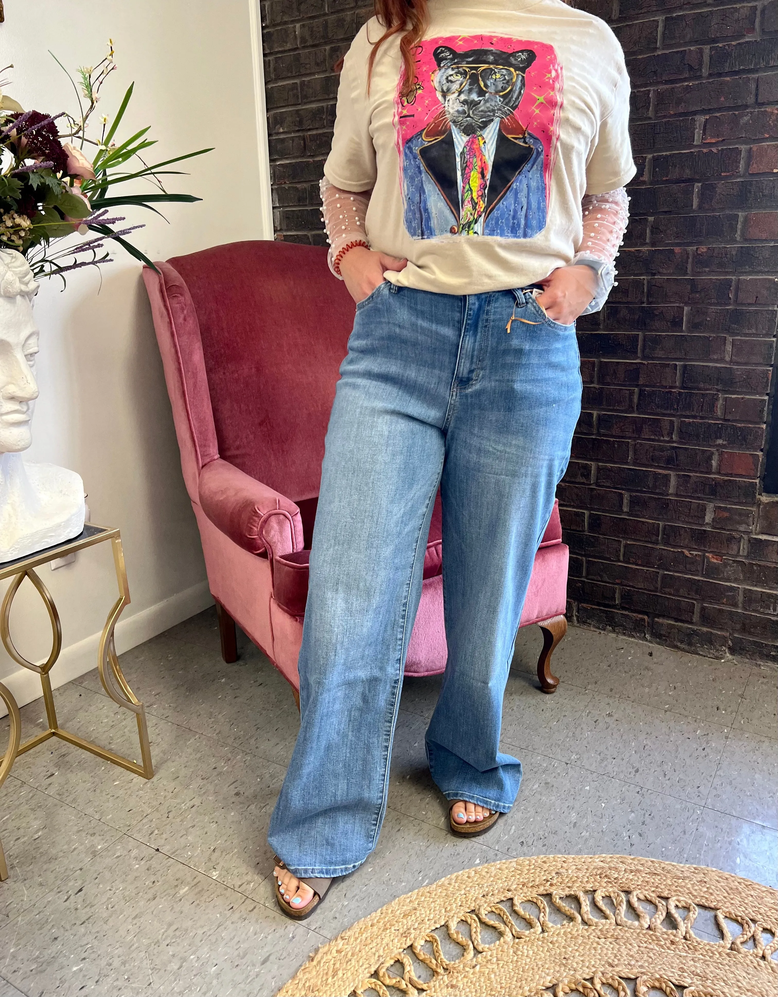 90’s High Rise Jeans | YMI Curvy Fit