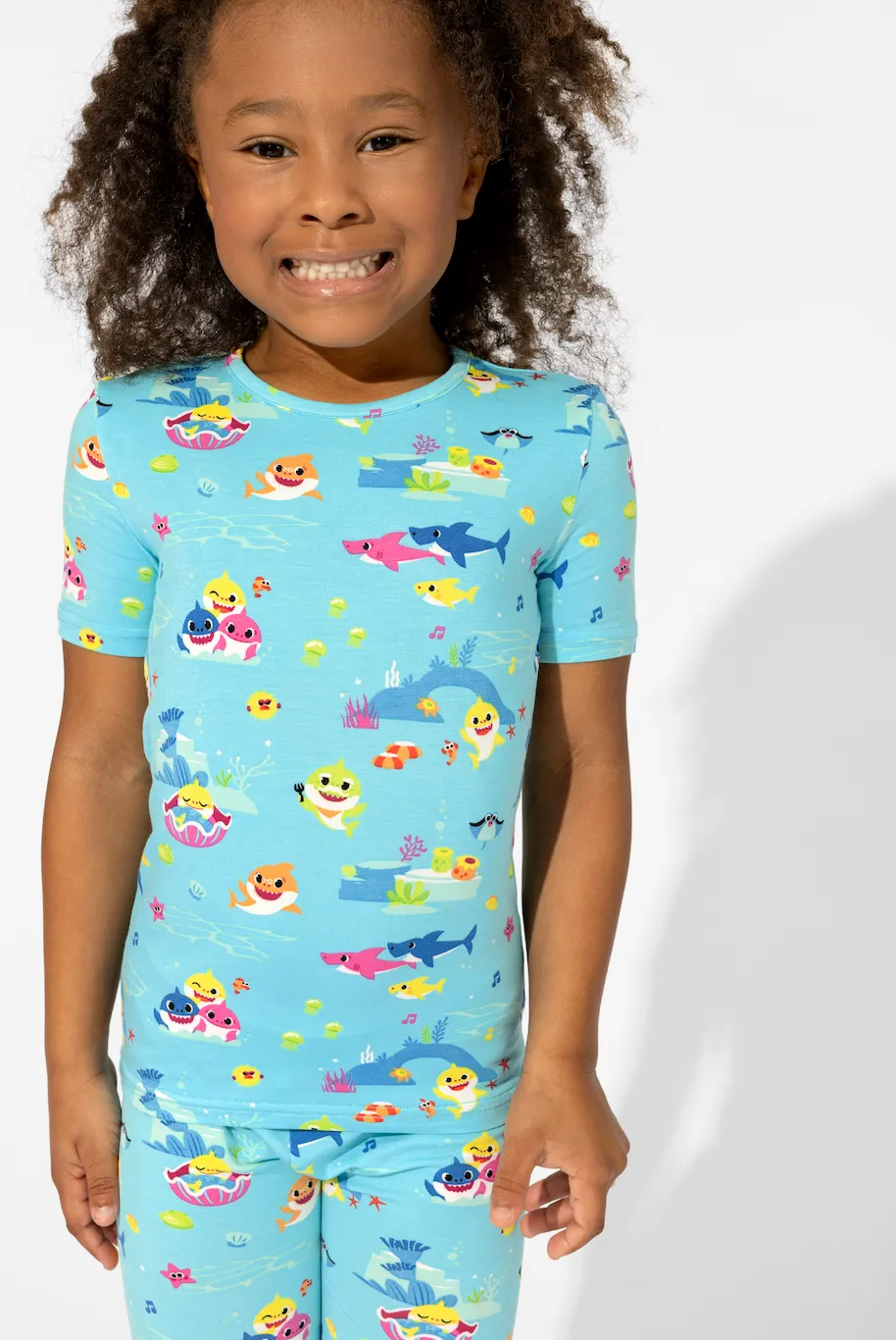 Bellabu Bear x Baby Shark Kids Bamboo Short Set Pajamas