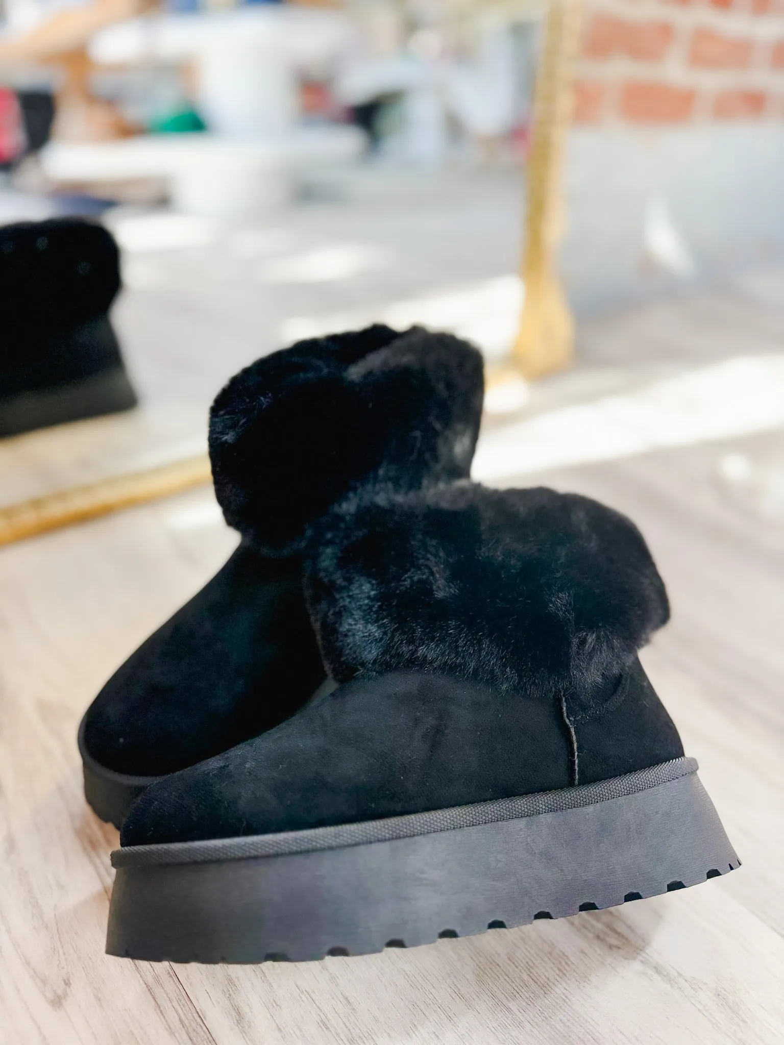 Black Everlie Boots