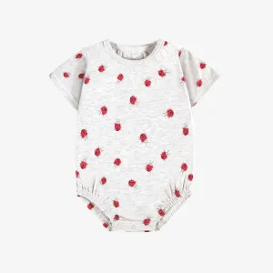 Cache-couche gris avec motifs de coccinelles rouge en jersey doux, bébé  || Grey bodysuit with red ladybug all over print in soft jersey, baby