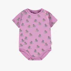 Cache-couche mauve à motifs, bébé  || Purple bodysuit with all over print, baby