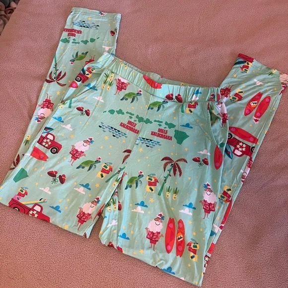 Coco Moon Hawaii Christmas Pajamas XS Women's
