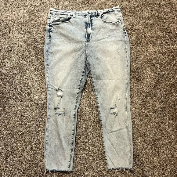 Good American Light Wash Good Waist Cropped Women’s Jeans Size 22