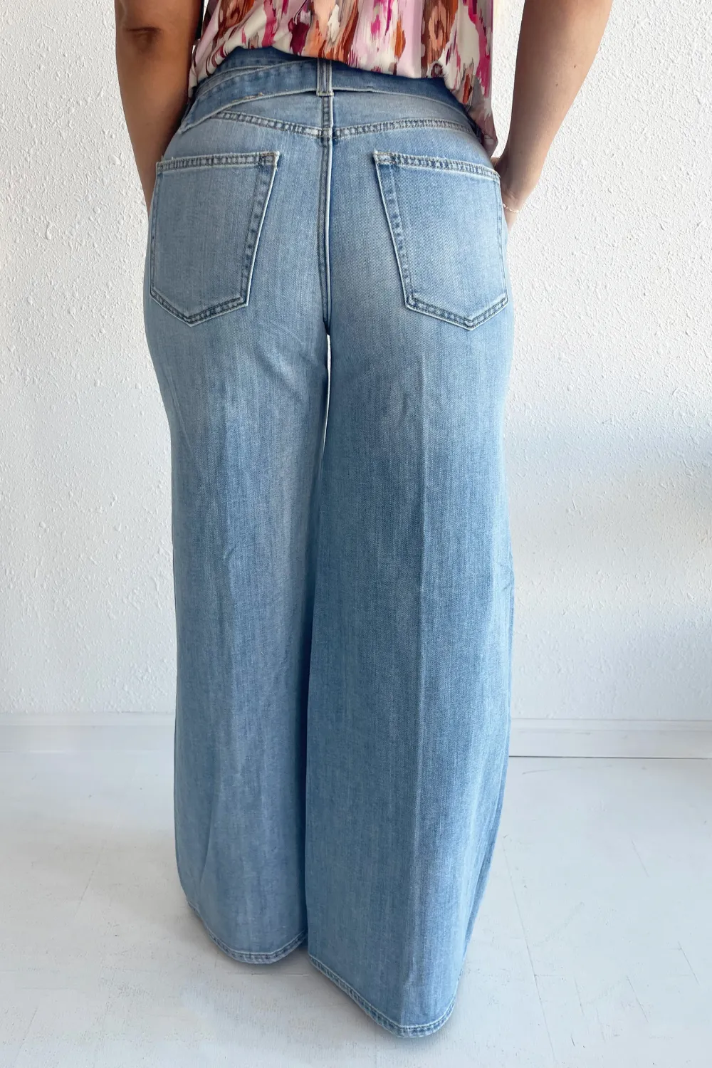 High Rise Super Stride w/ Belt 32ins