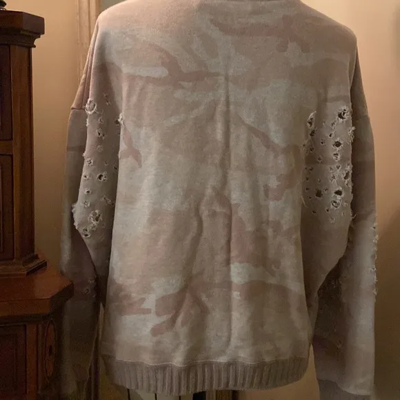 IRO JEANS Zenda camo crewneck long sleeve size Large sweatshirt