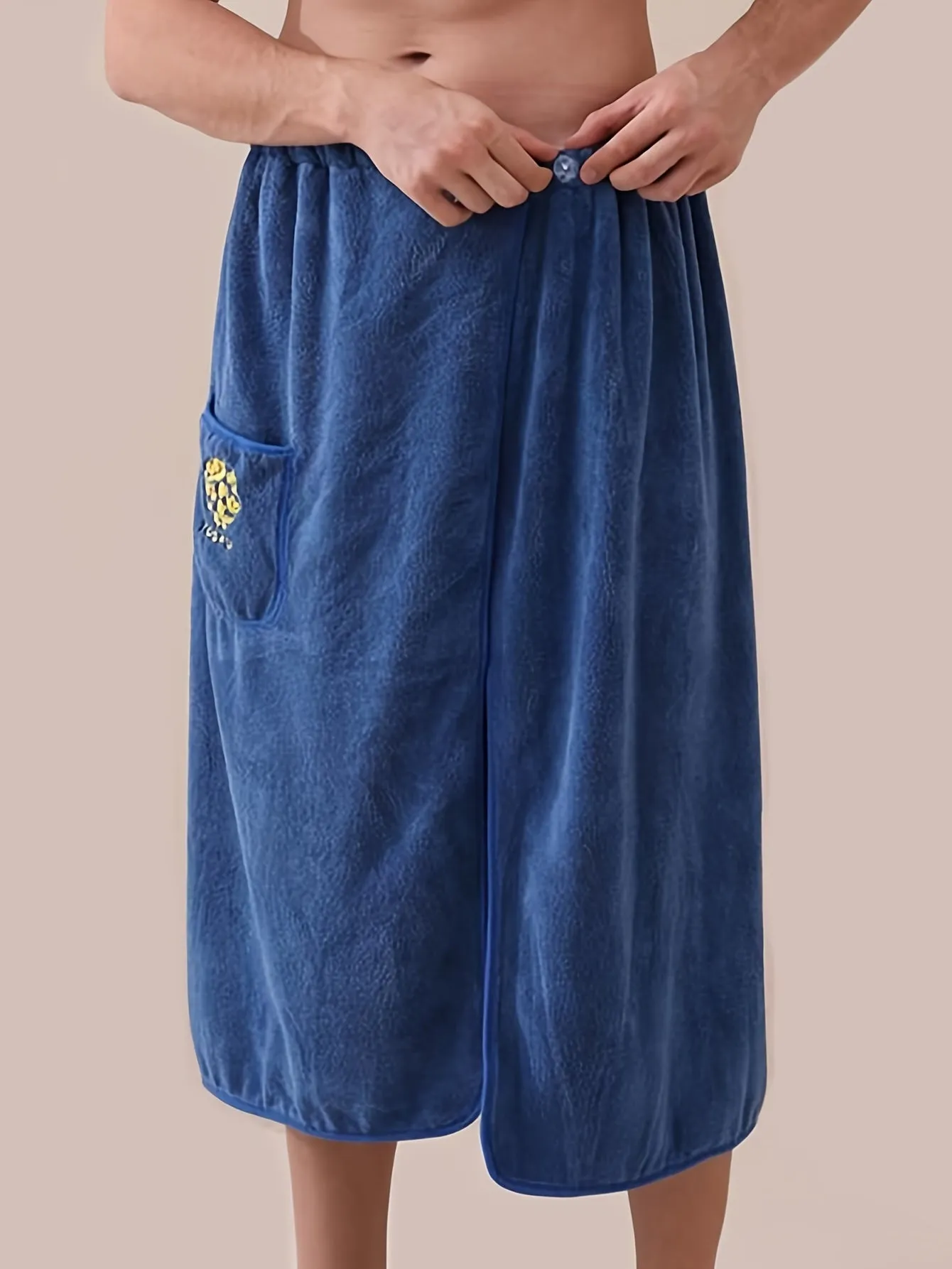 Mens Stylish Letter Bath Towel Skirt - Ultra-Soft Coral Fleece, Adjustable & Quick-Drying, with Secure Button Closure for Ultimate Comfort and Convenience
