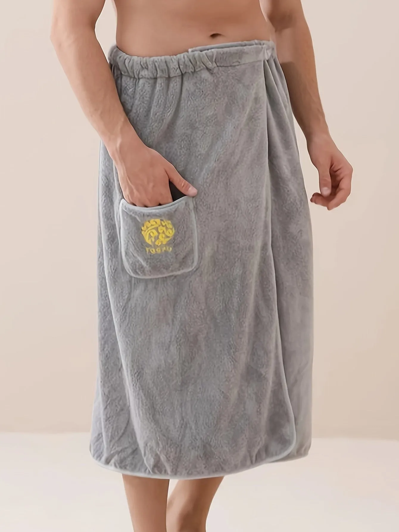 Mens Stylish Letter Bath Towel Skirt - Ultra-Soft Coral Fleece, Adjustable & Quick-Drying, with Secure Button Closure for Ultimate Comfort and Convenience