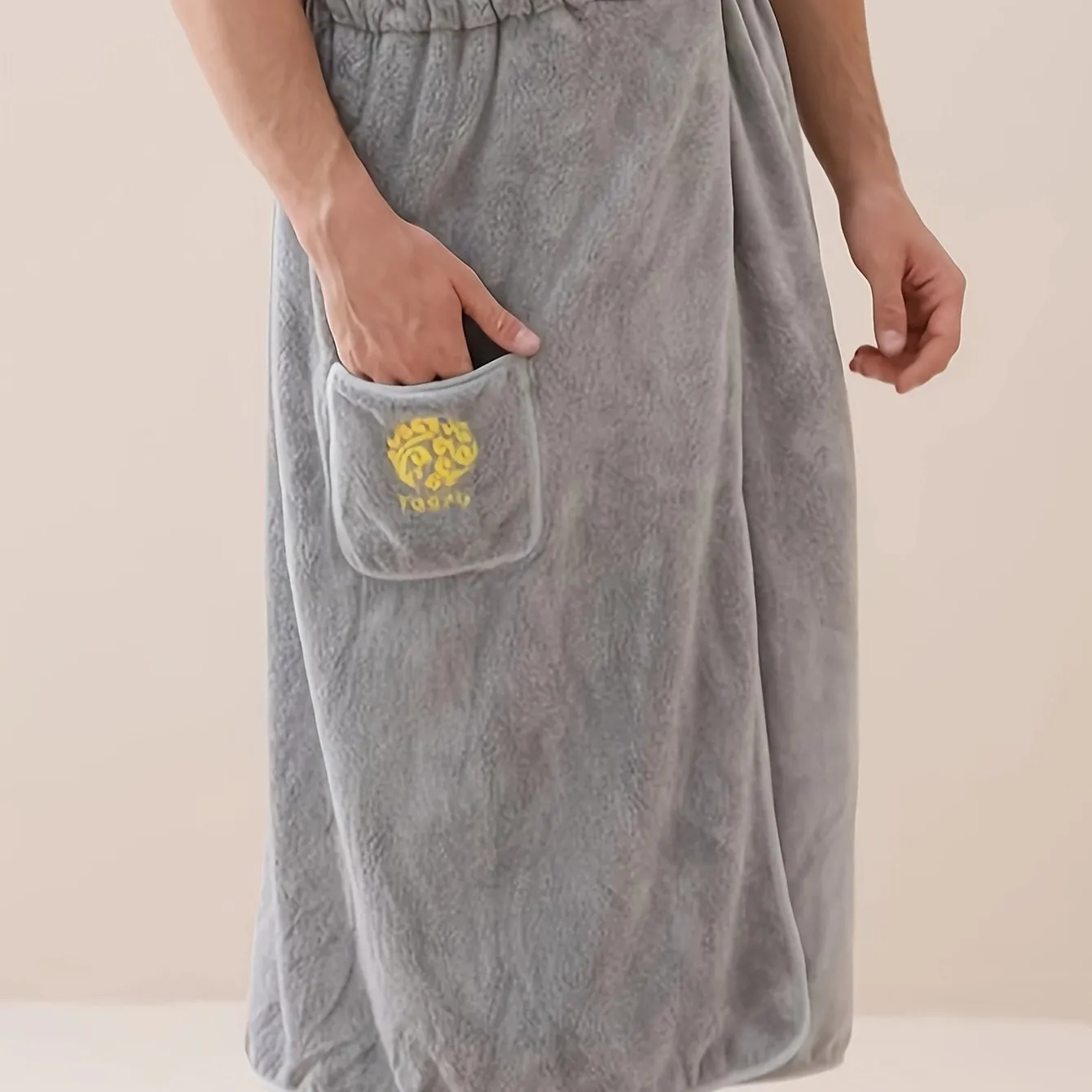 Mens Stylish Letter Bath Towel Skirt - Ultra-Soft Coral Fleece, Adjustable & Quick-Drying, with Secure Button Closure for Ultimate Comfort and Convenience