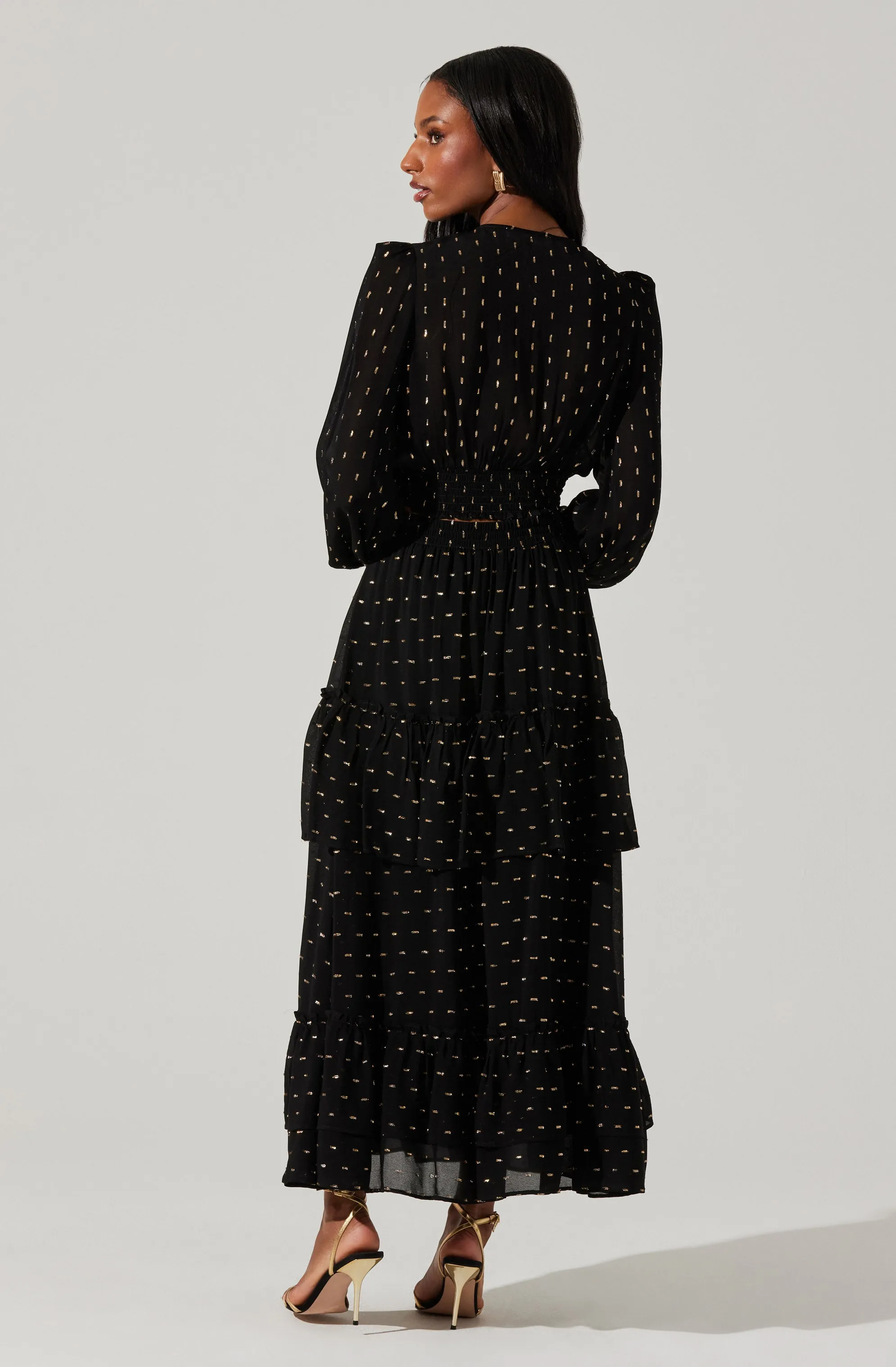 Nix Twist Front Crop Top