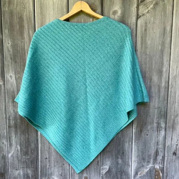 NWT JJill Women's Teal Assymetrical Knit Dragonfly Ribbed Poncho Small to Large