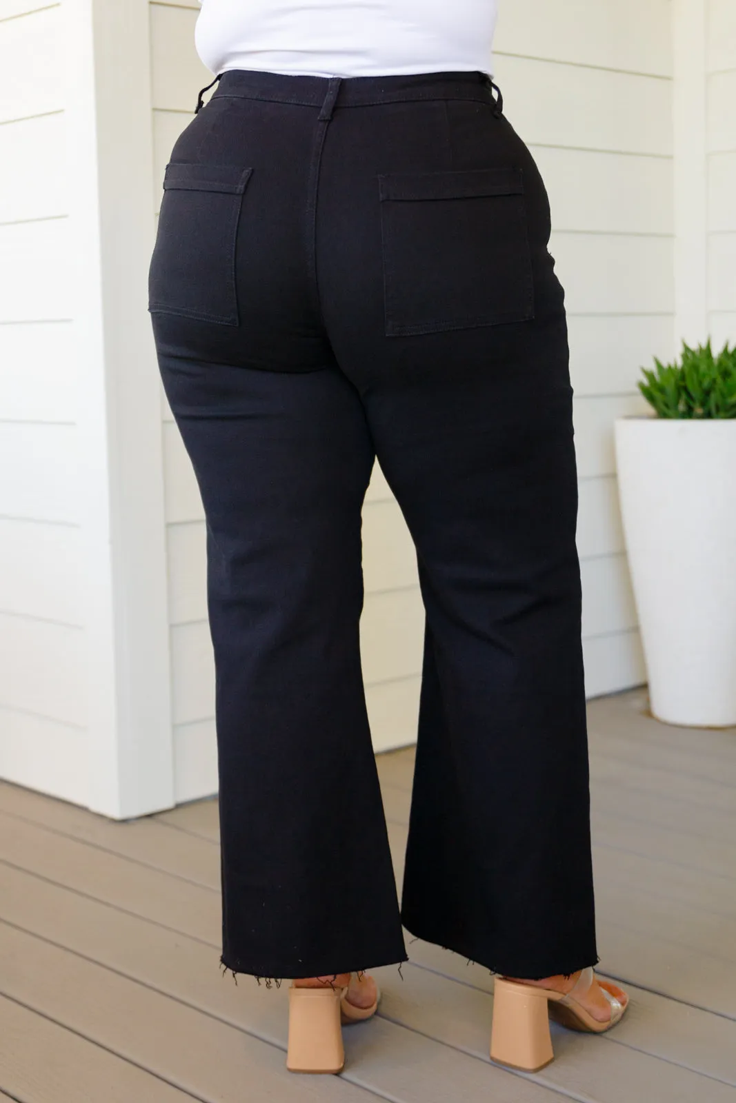 The Monique- Black Wide Leg Crop Jeans