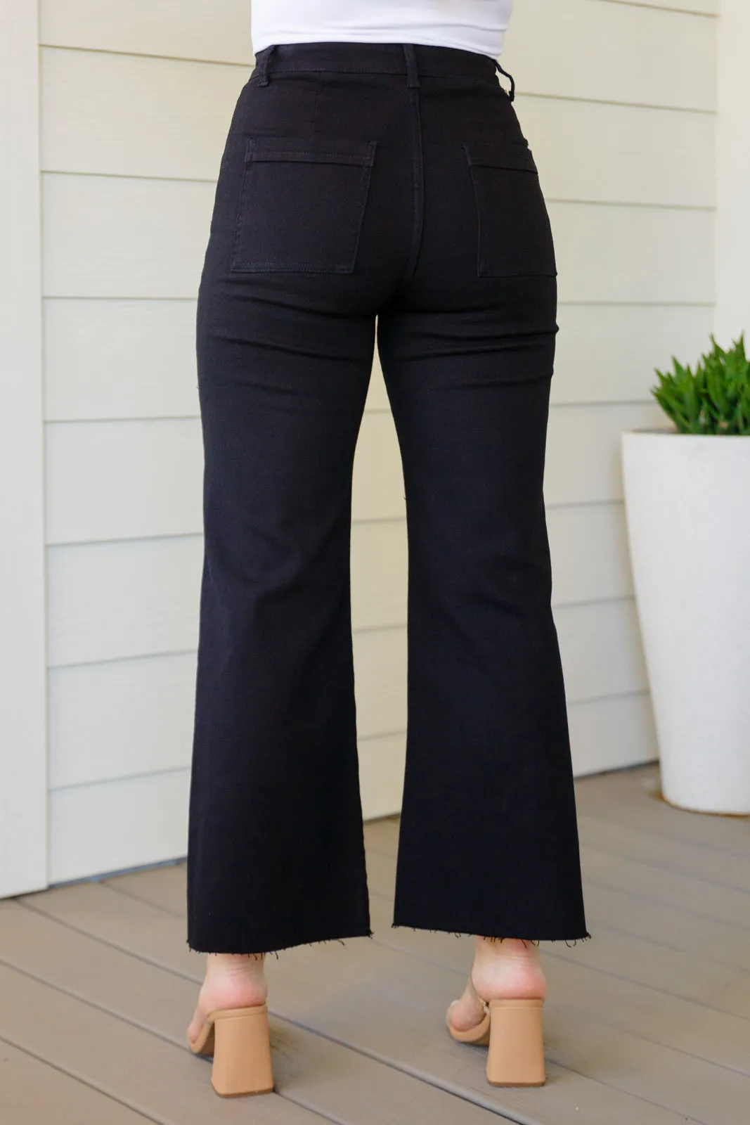 The Monique- Black Wide Leg Crop Jeans