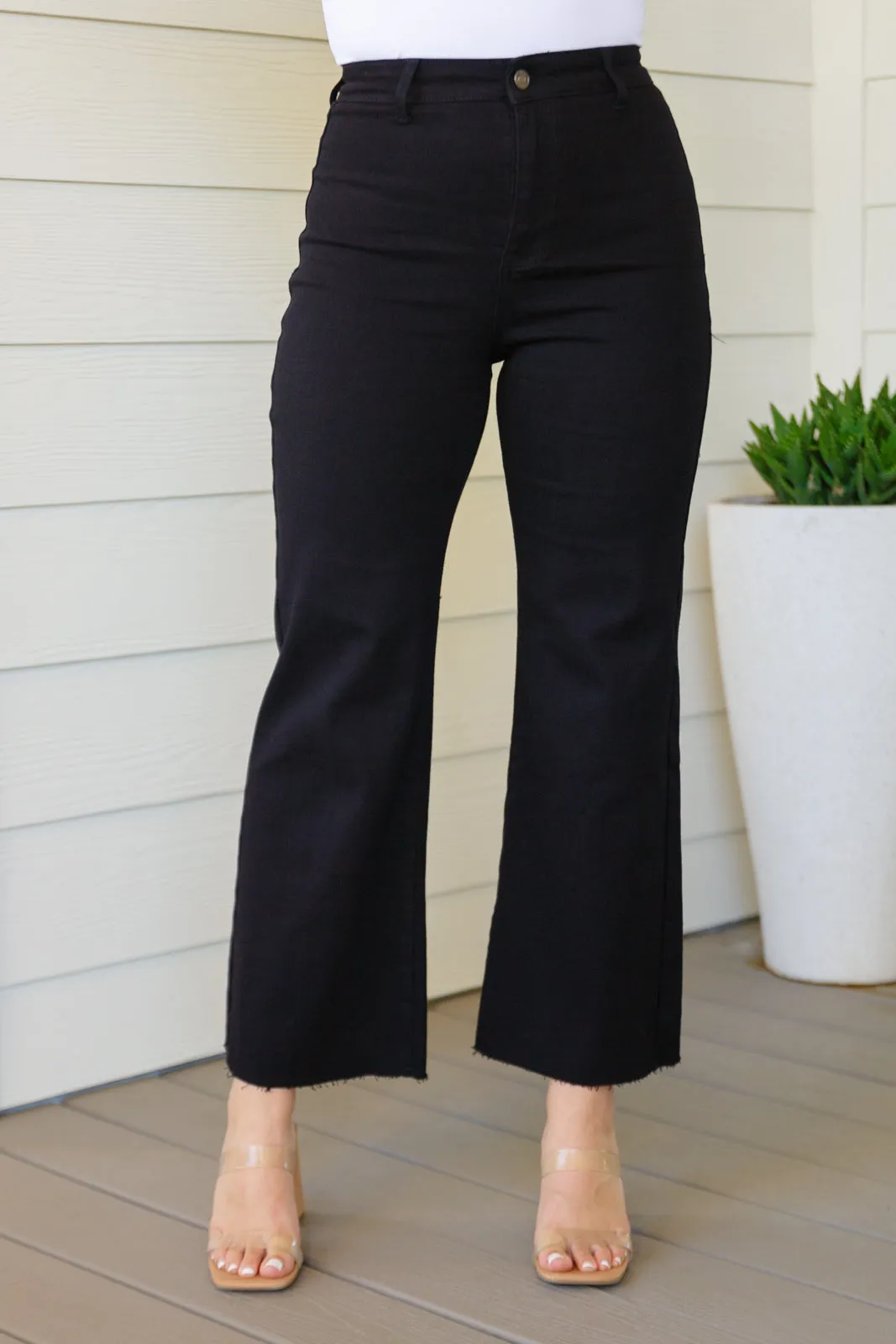 The Monique- Black Wide Leg Crop Jeans
