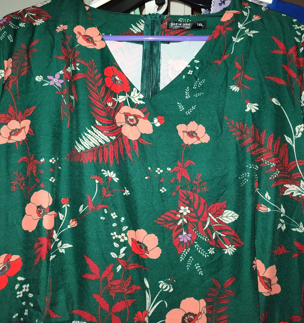 Women's Green Floral Jumpsuit from Shein Curve - size 1XL